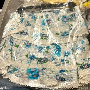 Loveshackfancy sz large nwot ruffle mini blueberry cloud smoke free